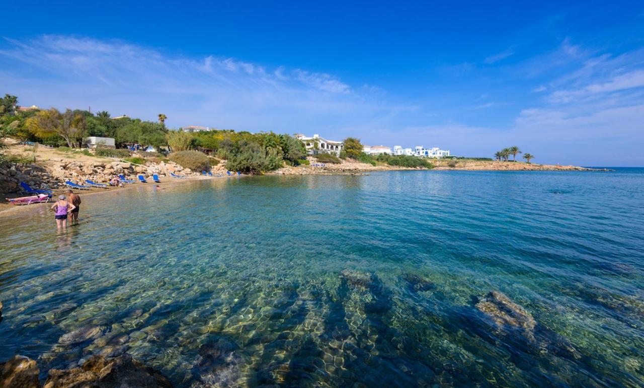 Villa Nadja Paralimni Luaran gambar